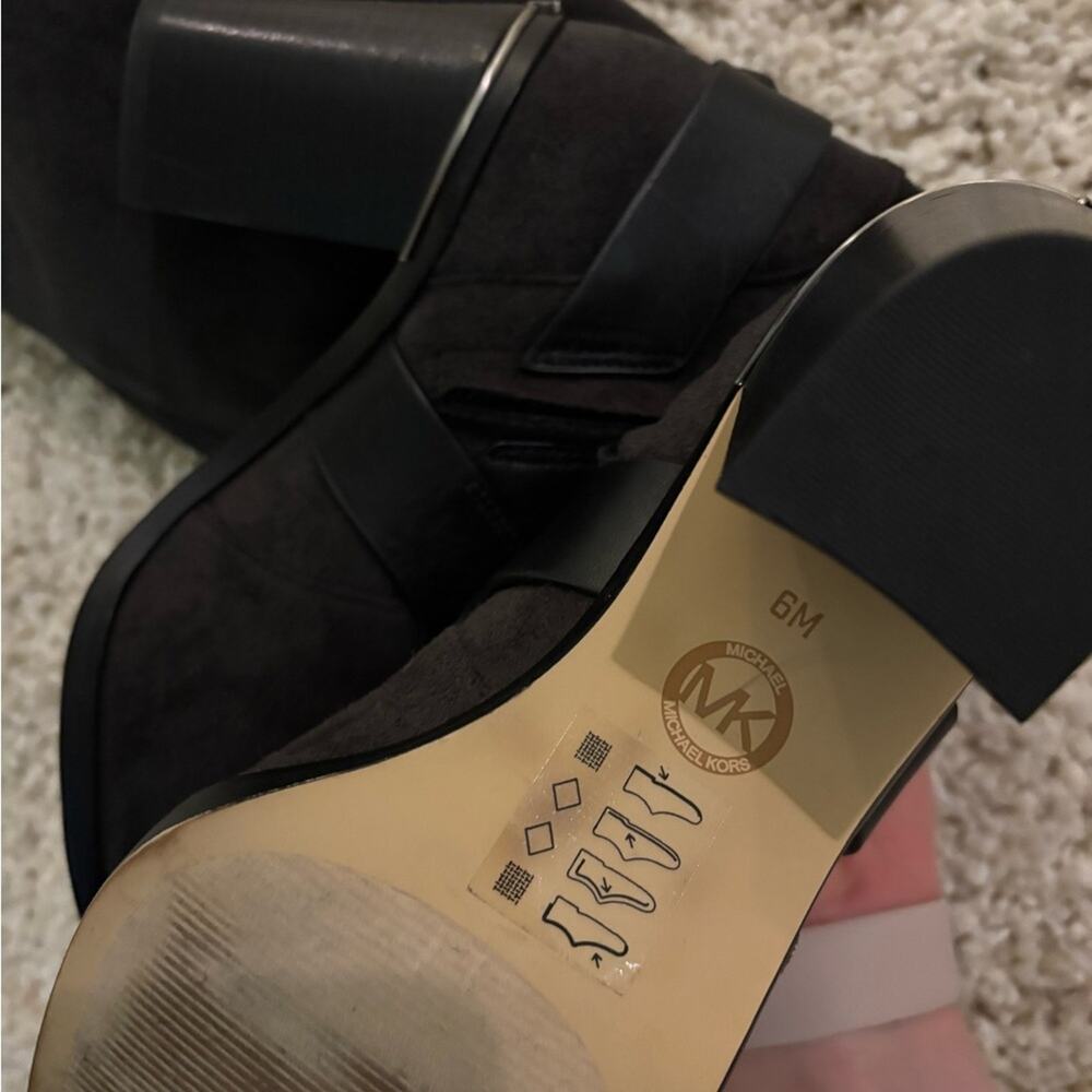 Michael Kors Stretch Suede Nadine Charcoal Tall Heeled Boots Size 6 - Picture 9 of 13